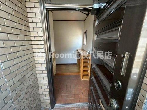 大阪府八尾市太田新町2丁目(一戸建)の賃貸物件の玄関
