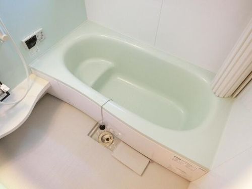 ヴァンサンカンの風呂