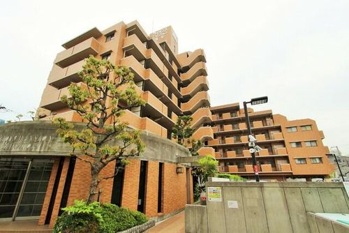ライオンズマンション鷹取の外観
