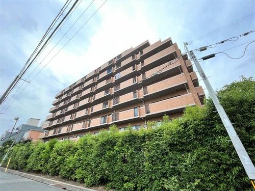 ライオンズマンション鷹取の外観