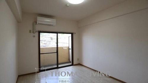 リオンドールヤナギの居間