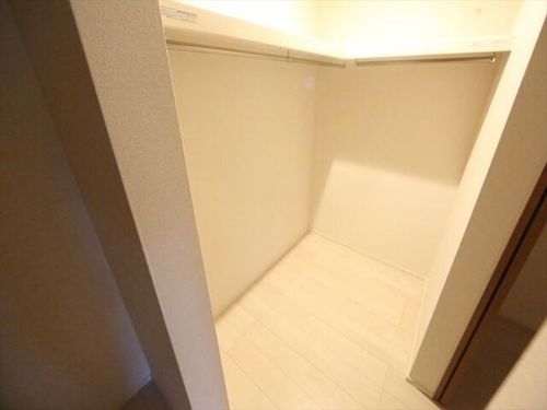 REGALEST茶屋ヶ坂駅前の内装