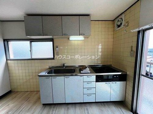 兵庫県尼崎市田能4丁目(マンション)の賃貸物件のキッチン