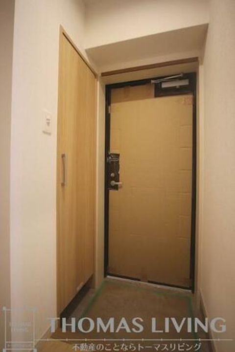 ウイングス三郎丸の玄関