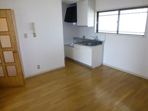 レジデンス誠和の居間