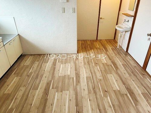 兵庫県尼崎市口田中1丁目(マンション)の賃貸物件の居間