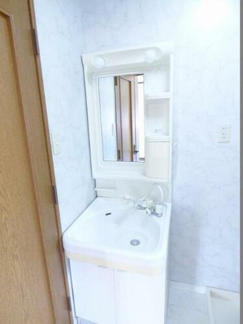 メゾン津々山台B201の内装