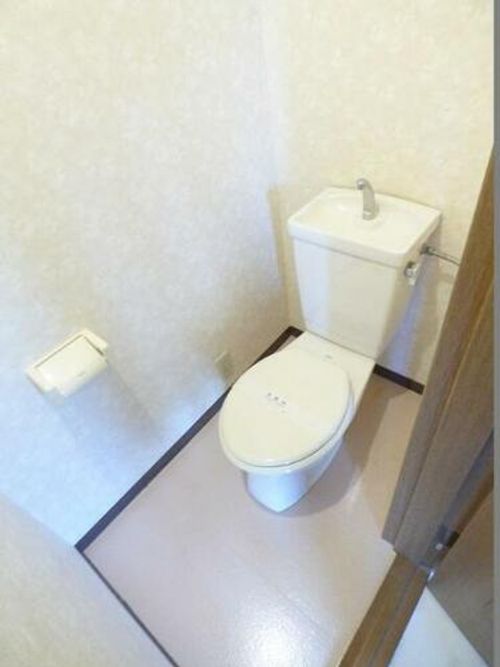 メゾン津々山台B201の内装