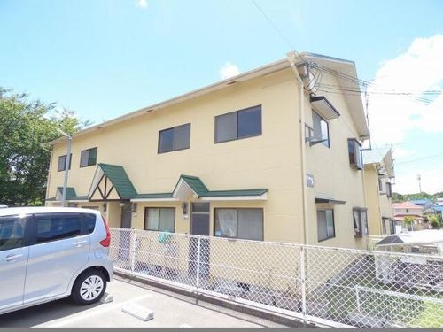 メゾン津々山台B201の外観