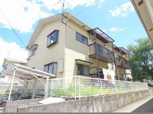 メゾン津々山台B201の外観