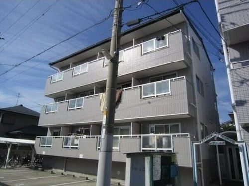 マンション・レ・アベニアⅡ103の玄関