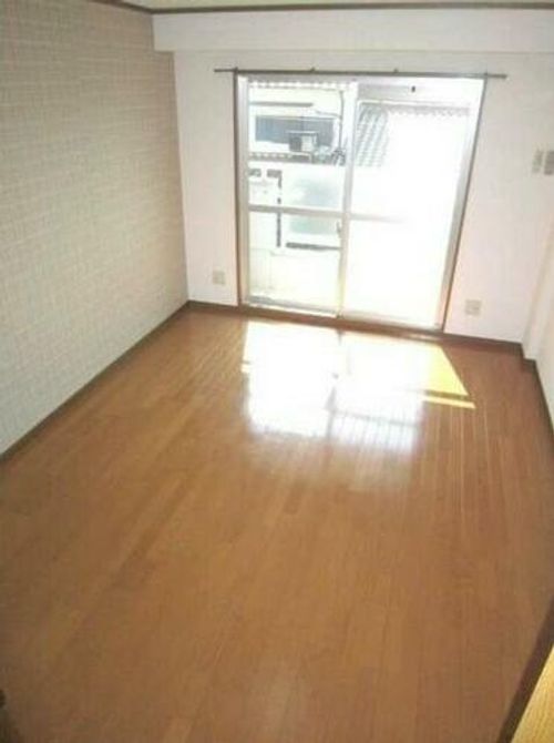 マンション・レ・アベニアⅡ103の内装