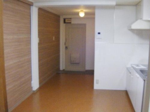 兵庫県尼崎市南塚口町8丁目(マンション)の賃貸物件の居間