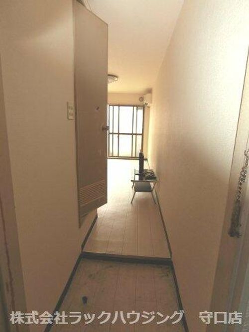 JPアパートメント旭の玄関