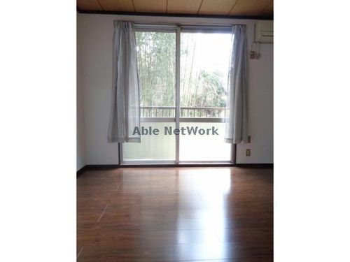 奥山ハイツC棟202の内装