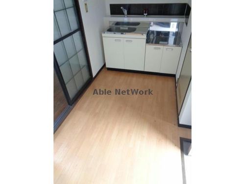 奥山ハイツC棟202の居間