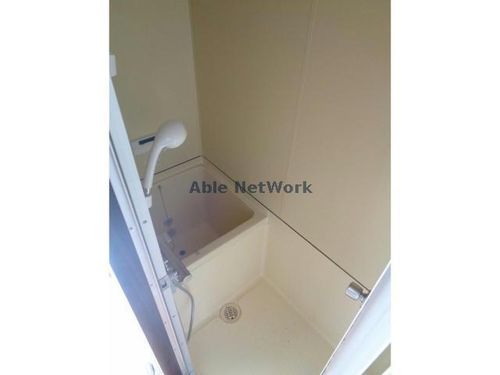 奥山ハイツC棟202の風呂