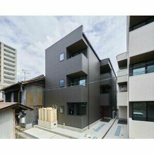 Warren kubomi Ⅰの外観