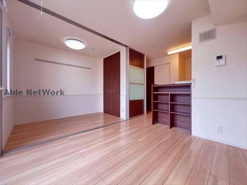 PLACE MILILANIB203の居間