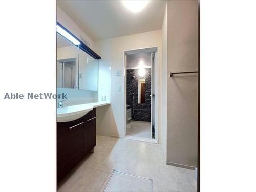 PLACE MILILANIB203の内装