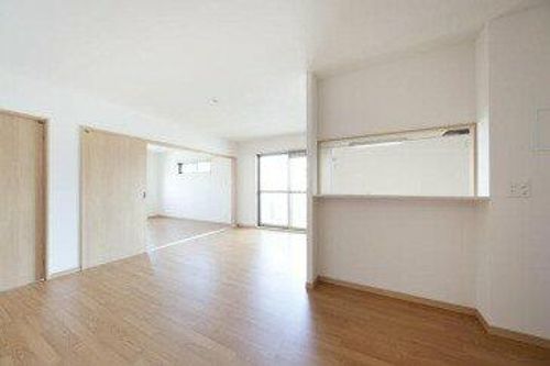 MTスクエア302の居間