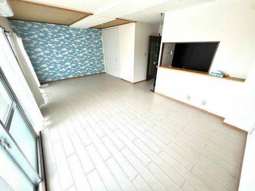 グローバル姫路三宅403の居間