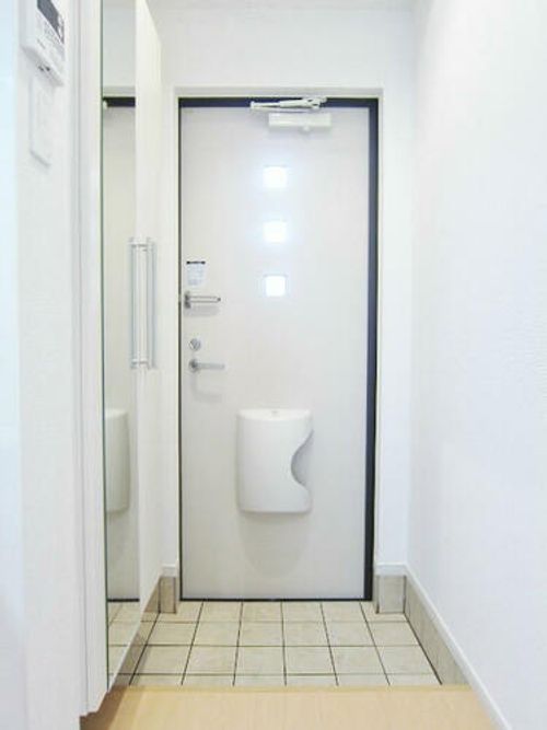 グランソレイユの玄関