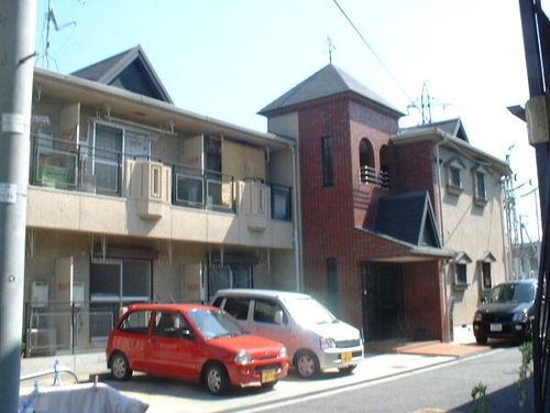 ハイツ森田の玄関