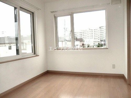 コスタ福住の内装