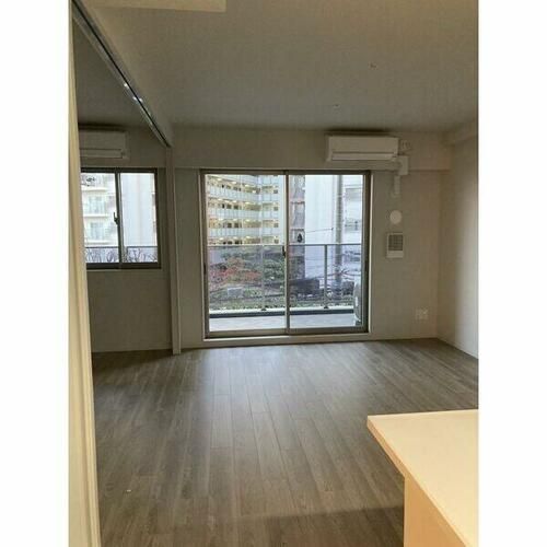 アーバンパーク淡路の居間