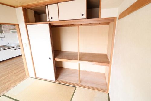 クレサンテールの内装