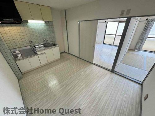 マンション吾光の居間