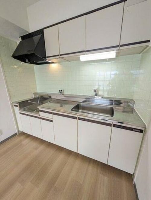 プレスト・コート壱番館のキッチン