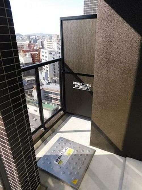 アクシオ片野の内装