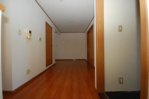 アメニティ広徳の居間