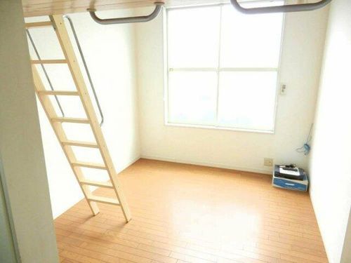 レオパレス藤本Ⅱの居間