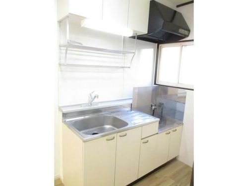 グリーンバレータウンB101のキッチン