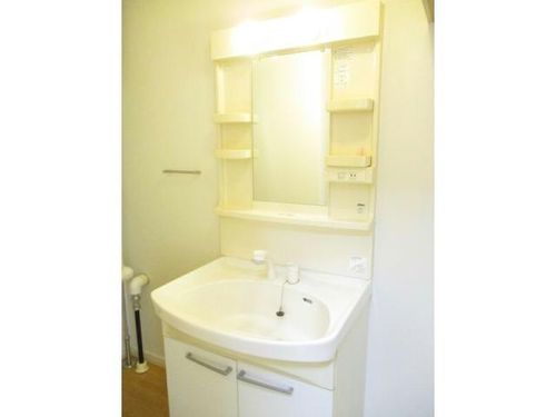 グリーンバレータウンB101の内装