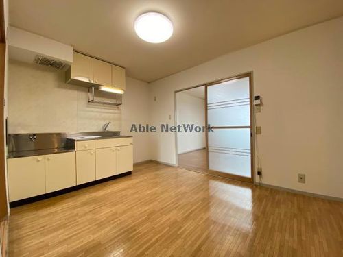 蓮池コーポの居間