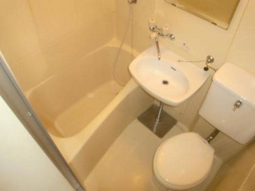 ヨシタケビル303の内装