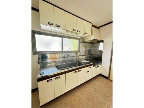 北海道函館市西旭岡町2丁目(一戸建)の賃貸物件のキッチン