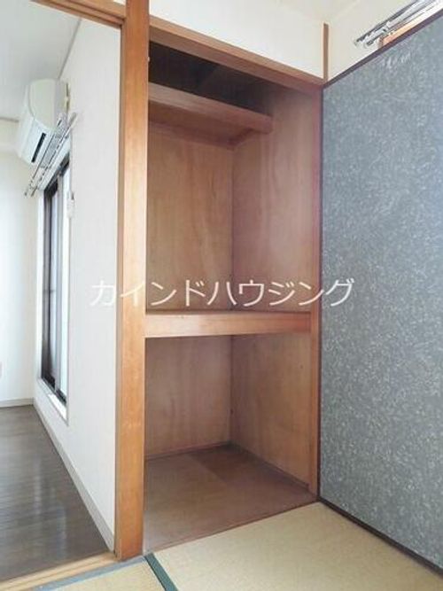 タレックスビルの内装