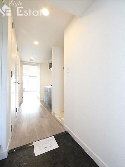 愛知県名古屋市中区新栄2丁目(マンション)の賃貸物件の玄関