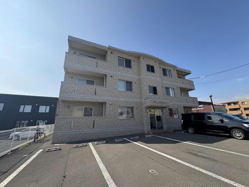 パティオ美原Aの外観