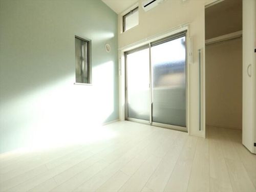 クレセール平安通の居間