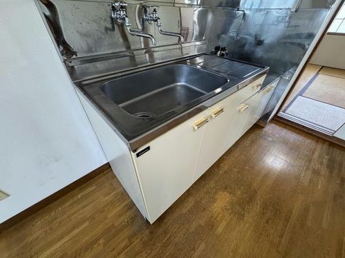 シャルム中上202のキッチン