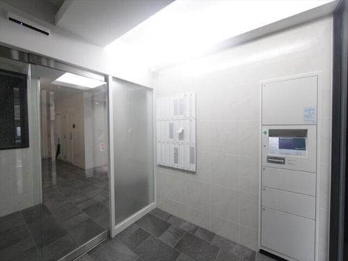 Urban Cloud Izumiの玄関