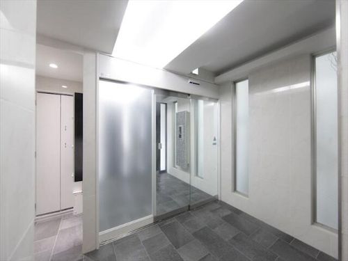 Urban Cloud Izumiの玄関