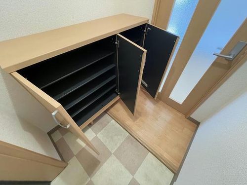 グランメール本通Ⅱ204の玄関