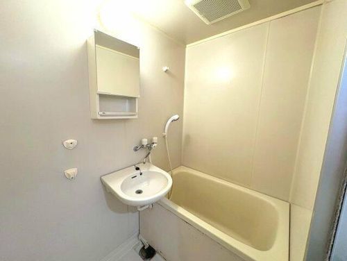 グレイスポムの風呂